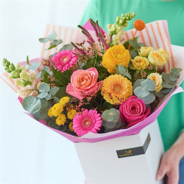 JOYFUL COLOUR MOTHERS DAY BOUQUET